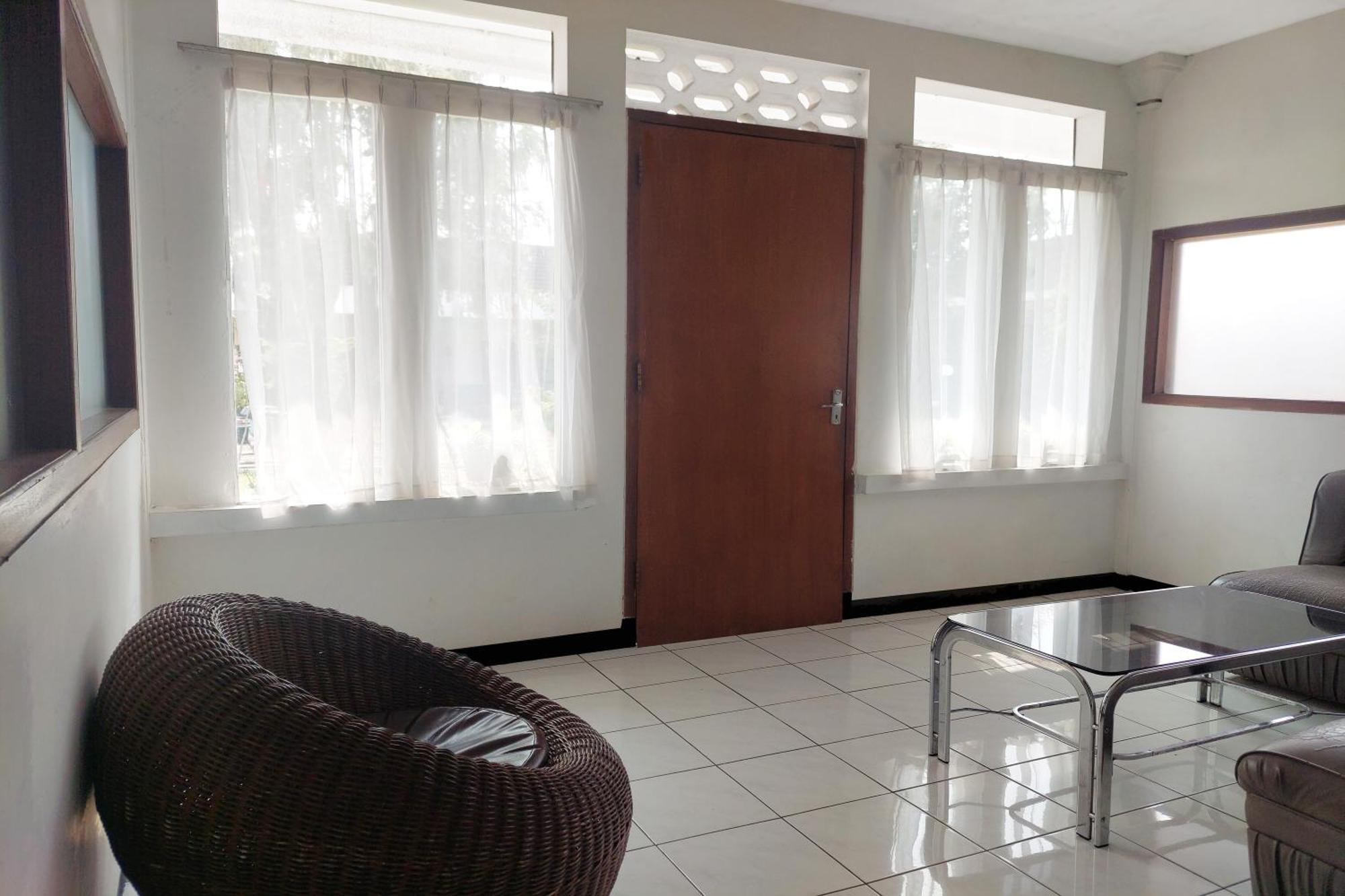 Vanda Villa Batu Luaran gambar