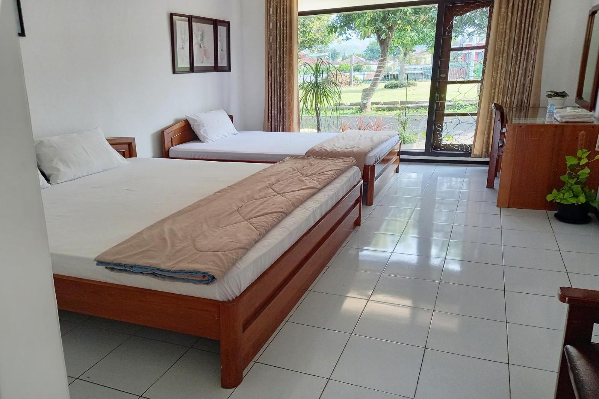 Vanda Villa Batu Luaran gambar